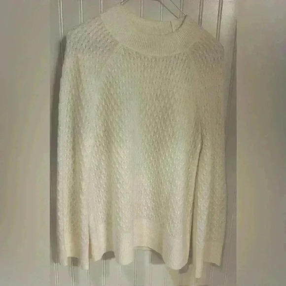 LOFT Sweater Size Small Women's Cream Ivory Stretchy Flare Sleeve - Picture 1 of 3